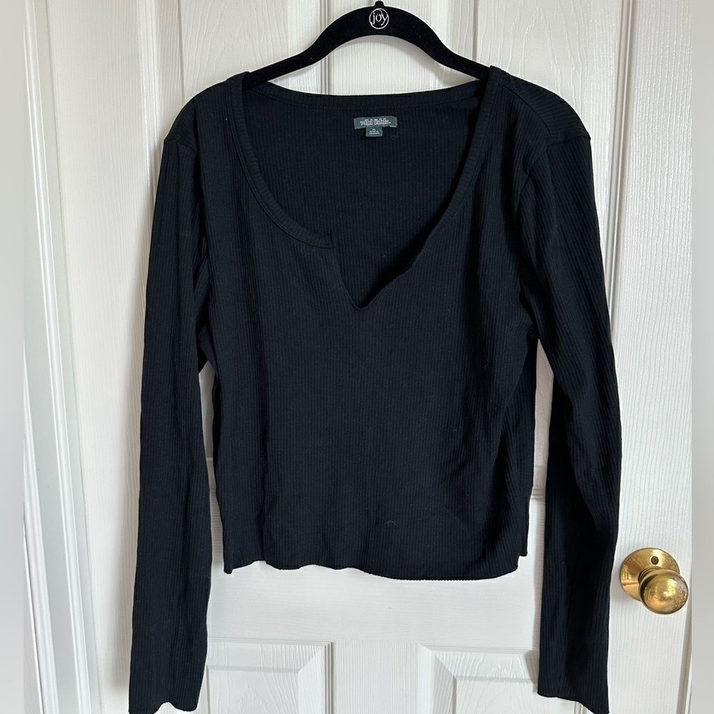 Wild Fable Split v Neck Thermal Long Sleeve  Black Crop Top Size‎ XL